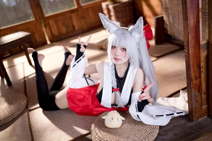 九柒喵-碧蓝航线 朝凪 原皮 [40P-238MB]