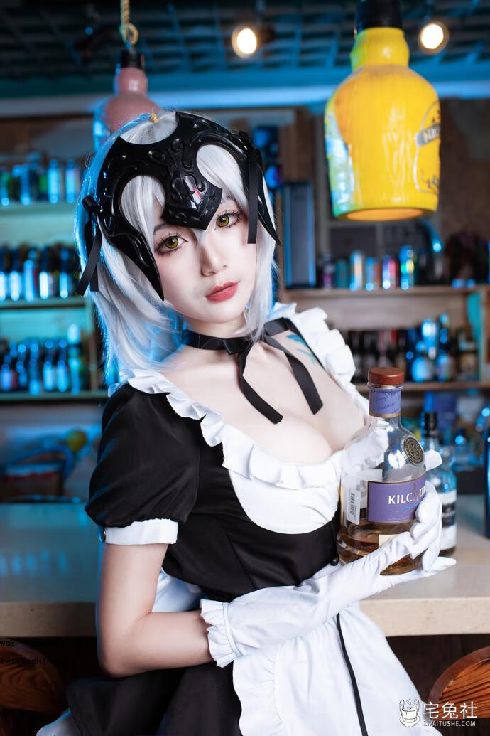 一米八的大梨子-NO.004-黑贞GK手办女仆.jpg 一米八的大梨子全套cos图片合集 她的推特散图有什么福利