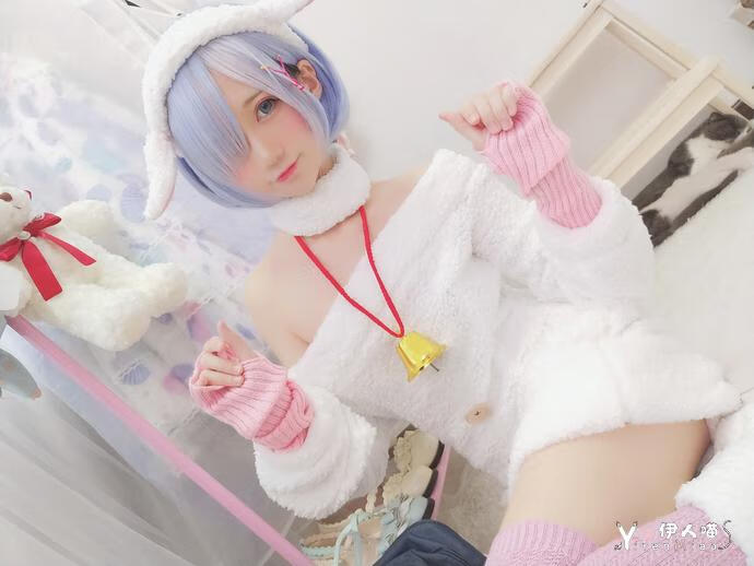 Nagisa魔物喵 cosplay作品 伊人喵 (10).jpg Nagisa魔物喵刻晴合集在哪里能看到?从萝莉到创可贴战神的转变