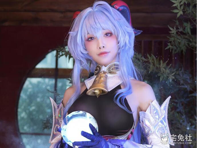 水淼aqua图片图集赏析 甜萌与力量交织的星光女孩