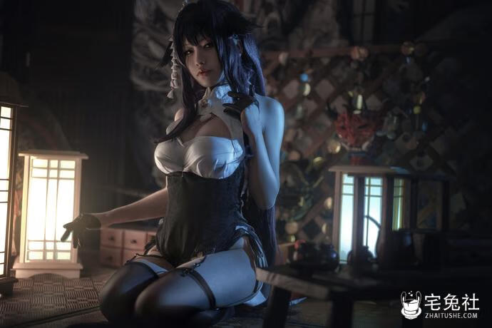 一笑芳香沁全套cos图片合集 修女与神父不可告人的秘密