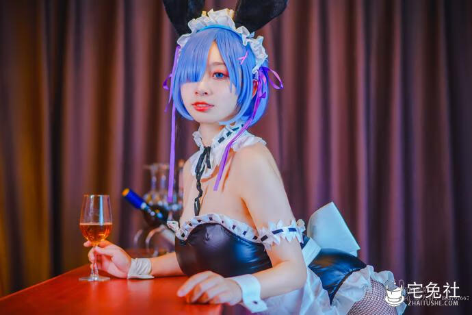 韶陌陌-NO.003-雷姆.jpg 韶陌陌全套cos图片合集 奶量十足的大白兔妹子