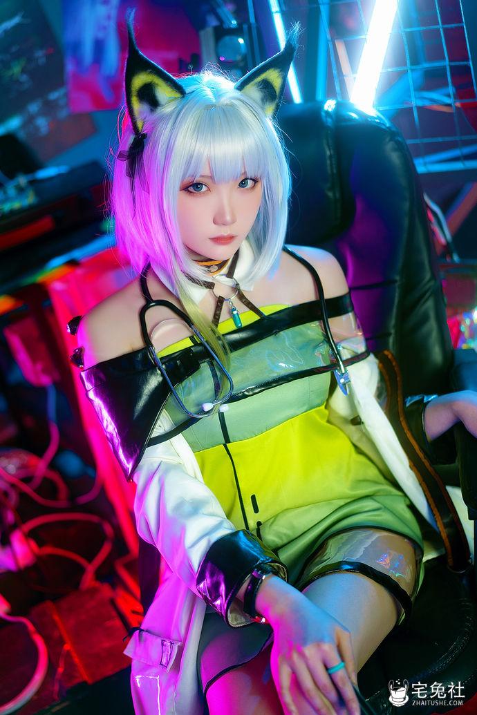 瓜希酱 cosplay作品 明日方舟 凯尔希 宅兔社.jpg