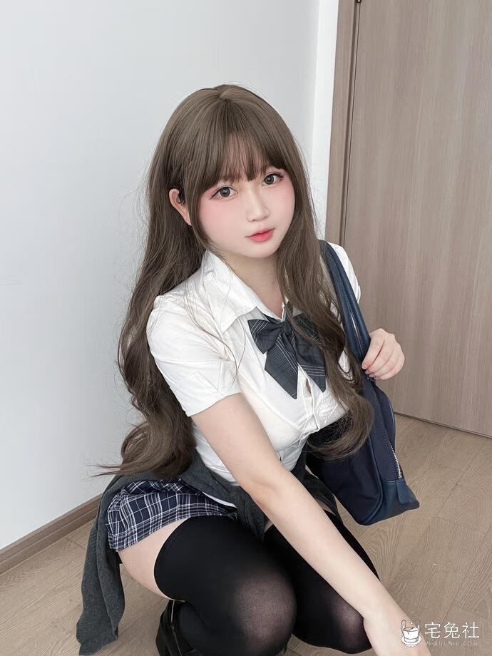 是依酱呀全套作品图合集 懒洋洋小仙女S型身材撩人心弦！