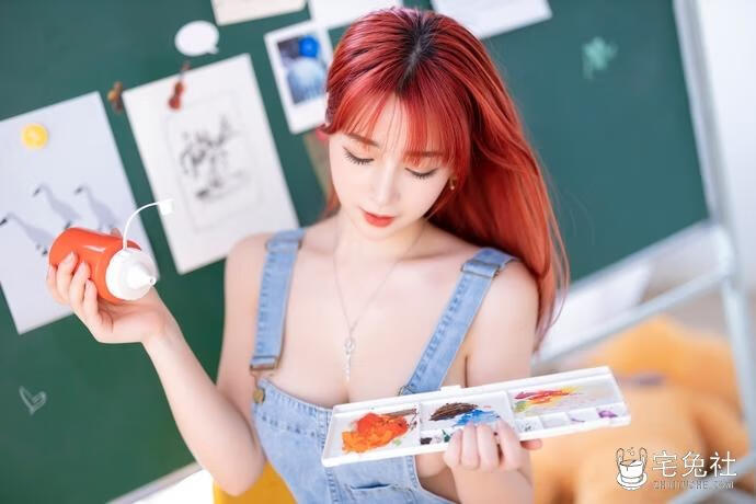 叉子宝宝写真太会撩了!她的背带裤出镜都让网友沦陷!