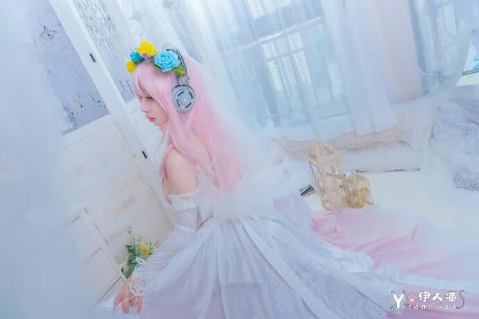 韶陌陌 cosplay作品004 索尼子 (1) 伊人喵.jpg 韶陌陌微博怎么没了?娇小身材不敌火辣事业线?