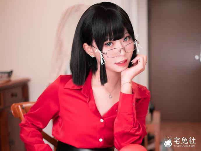 Money冷冷黑旗袍作品中有视频吗?魅力到底藏在哪?