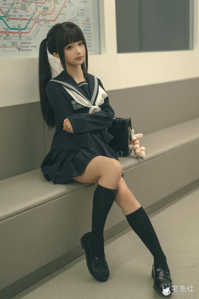 宅男沦陷！蠢沫沫的创可贴cos，从地铁任务到健身环到底有多绝？