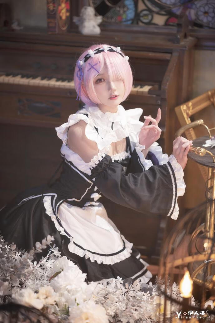 阿包也是兔娘的cos图片怎么了 超三张图片就会被夹