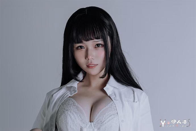 七月喵子 cosplay作品011 黑丝jk伊人喵.jpg 从体操服到护士装,七月喵子Cosplay合集作品大赏,你最喜欢哪一套?