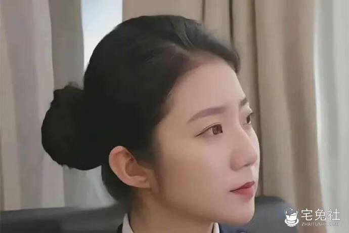 张津瑜厕所门事件经过是真的吗与吕总的劲爆视频接连曝光 宅兔社 (2).jpg 张津瑜厕所门事件经过是真的吗?与吕总的劲爆视频接连曝光