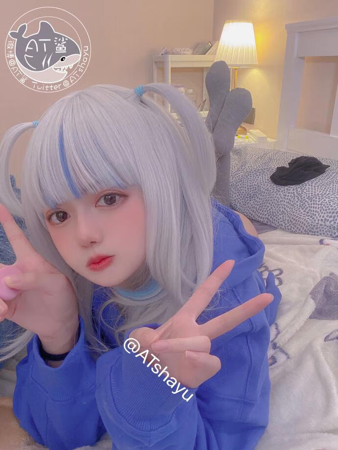 AT鲨 - NO.08 蓝色上衣.jpg