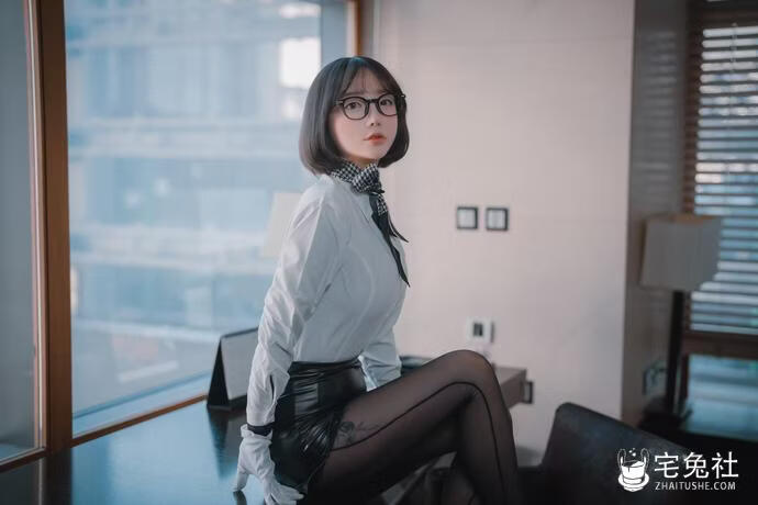 孫樂樂全套作品图合集 INS爆火的韩国写真模特有多撩？