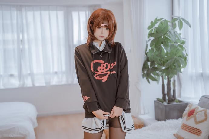 Quan冉有点饿-樋口圆香 [44P-592MB]