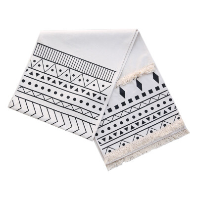 

Black And White Geometric Pattern Tablecloth Dinner Table Runner Bohemian Decoration Table Cover For Weddings Home