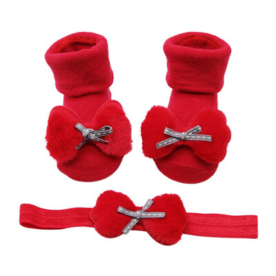 

Cute Baby Girl Bow-tie Design Hairband With Anti-slip Cotton Socks 2Pcs