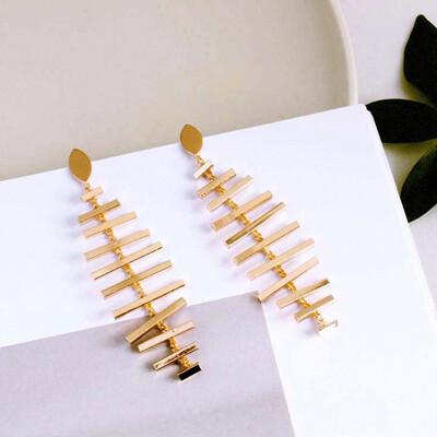 

Creative Alloy Fish Bones Shape Ear Studs Drop Earrings lady Jewelry