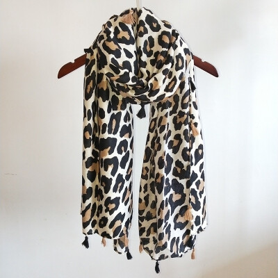 

New European&American scarves autumn Korean version fringed twill cotton warmth scarf leopard print tie-dyed sunscreen shawl