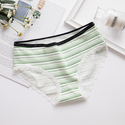 

Womens cute cotton print underwear Girl cotton mid-rise waist Japanese literary breathable hip briefs Girls comfortable briefs