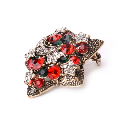 

Christmas Decorations Ornaments Crystal Sparkly Star Brooch Pin Xmas Gift