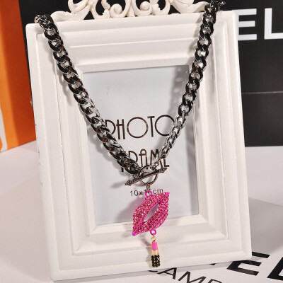 

High Quality Red Lips Necklace Clavicle Short Sweater Chain Necklace Fashion Accessories Ladies Exaggerated Clothes Accessory