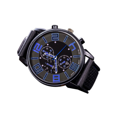 

Fashion Men Luxury Stainless Steel Quartz Sport Silicone Band Dial Wrist Watch White