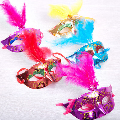 

Da Yong Halloween masquerade princess feather mask high-end men&women half face adult masquerade children show eye mask feather mask color random delivery DY-038
