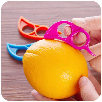 

Plastic Orange Peelers Lemon Grapefruit Fruit Slicer Opener Cutter Kitchen Gadgets At Random 74x34cm 2PC