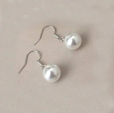 

Fashion Pearl Stud Earrings New 8mm White Artificial Pearl Earrings for Wedding Jewelry Gifts