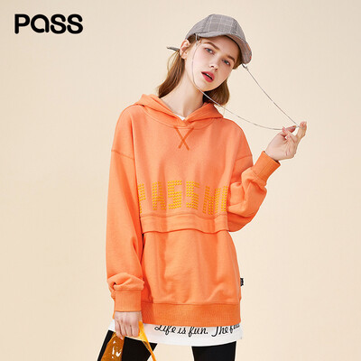 

PASS2019 spring new long-sleeved sweater female long section loose hooded stitching letter print shirt girl pink sensation
