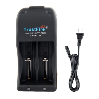 

TrustFire Multi-functional Charger Rechargeable Battery Charger Dual Slot for 18650 26650 25500 14500 18500 17670 1750