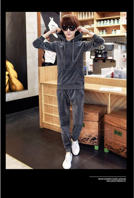 

Autumnwinter 2018 new corduroy leisure suit mens circular collar cap baseball suit jacket casual trousers couple suit