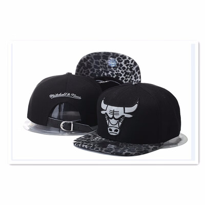

Superhero embroidered hat outdoor baseball cap sun hat hip hop hat Halloween party props