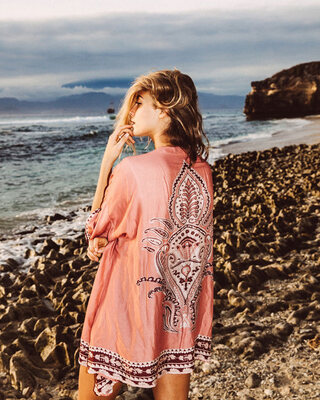 

Women Summer Long Chiffon Cardigan Kimono Positioning Printing Beach Cover Up Bikini Outwear KhakiBlackPink