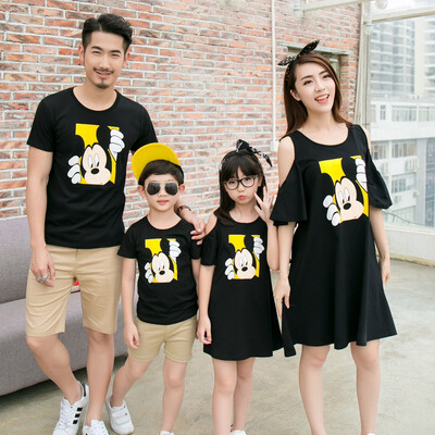 

Family matching mother daughter father son dad mommy&me clothes family look girls boys korean clothing men women summer dress