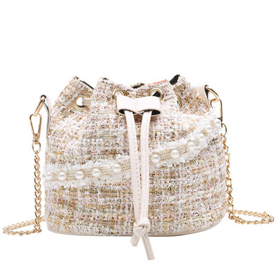 

Fashion handbag chic wild hit color port wind shoulder small square bag