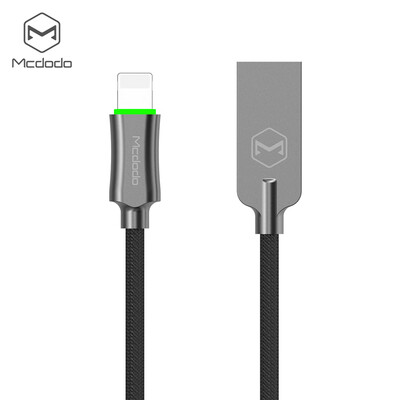 

MCDODO CA - 390 Knight Series 8 Pin 24A Fast Charging Auto Disconnection Data Sync Cable with Flashlight 18M for iPhone  XR