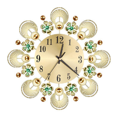 

Retro Luxury Decorative Flower Diamond Round Quartz Clock Art Wall Clock Mute Home Living Room Decor