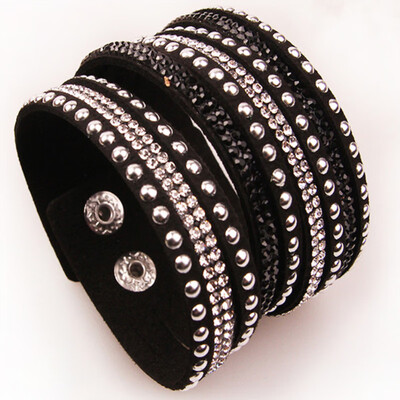 

Creative Personality Bracelet with Diamond Wrist Button