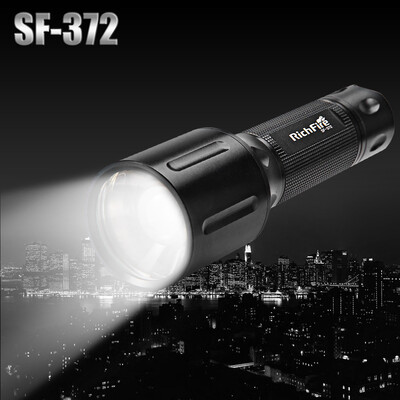 

RichFire SF - 372 Cree XM-L2 U2 800lm 5-Mode White Zooming Flashlight with Memory Function 1 x 18650 3 x AAA Battery