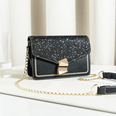 

Chic female Korean version sensitive single shoulder oblique satchel foreign gas retro port style small square bag