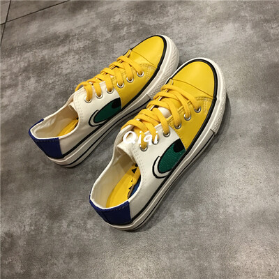 

Summer 2019 canvas shoes womens street shooting Korean version of Hong Kong ins hand-painted wind cartoon pattern board shoes