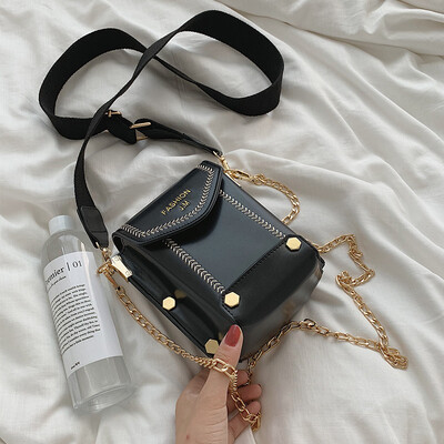 

Senior sense French small womens bag 2019 new summer small fresh messenger bag wild ins chain shoulder bag