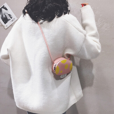 

Small bag female 2019 new cartoon cute mushroom mini purse Japanese soft sister girl shoulder Messenger bag
