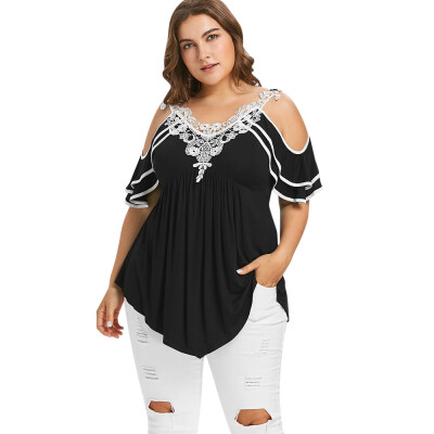 

Plus Size Layered Cold Shoulder T-shirt