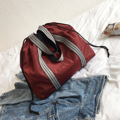 

Ins Super Fire Bag Female 2019 New Korean Handbag Shoulder Bag Short Travel Bag Multi-purpose Shoulder Bag