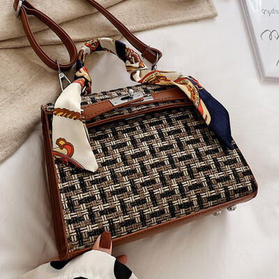 

Bag girl 2019 autumn new fashion European&American fashion atmosphere simple one shoulder slant handbag