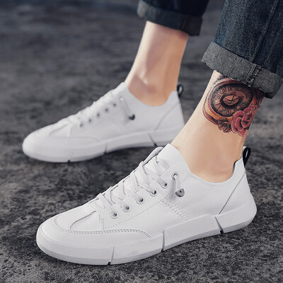 

White shoes mens new mens shoes 2019 spring canvas Korean version of the trend Joker white shoes casual board shoes mens tide s