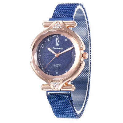 

Magnet magnet strap fashion ladies diamond watch student simple pop quartz watch