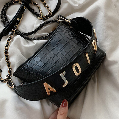 

Women 2019 spring&summer new wave Korean version of Joker crocodile pattern wandering womens bag letter Messenger bag shoulde